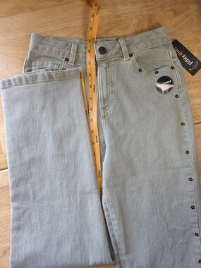 NWT Girls Sage Straight-Leg Jeans